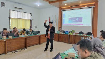 Pelatihan Koding dan Kecerdasan Artifisial (KKA) untuk Guru SMK dilaksanakan di Banyuwangi